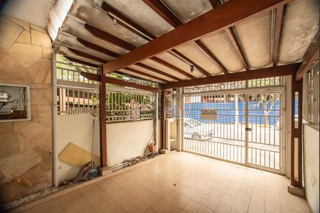 Garagem de casa à venda com 2 quartos, 106m² em Planalto Paulista, São Paulo