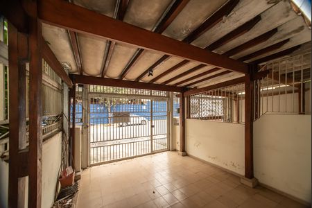 Garagem de casa à venda com 2 quartos, 106m² em Planalto Paulista, São Paulo