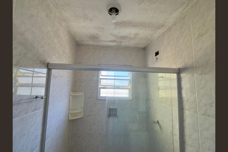 Casa à venda com 100m², 3 quartos e 3 vagasBanheiro 1