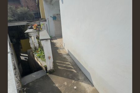 Casa à venda com 100m², 3 quartos e 3 vagasEscada externa
