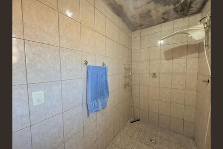Casa à venda com 100m², 3 quartos e 3 vagasBanheiro 3