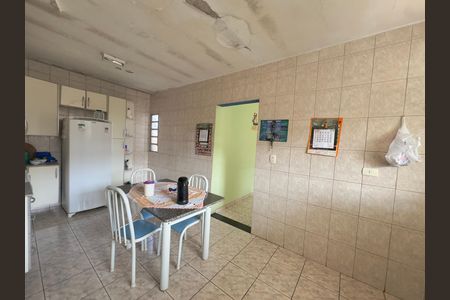 Casa à venda com 100m², 3 quartos e 3 vagasCozinha 2