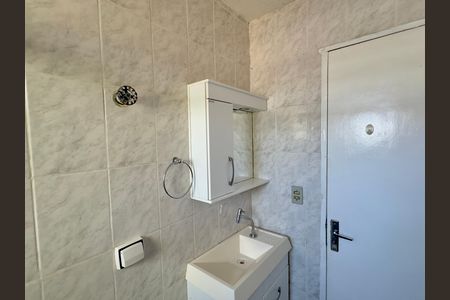 Casa à venda com 100m², 3 quartos e 3 vagasBanheiro 1