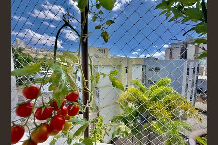 Apartamento à venda com 100m², 2 quartos e 1 vaga