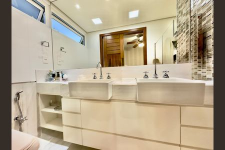 Apartamento à venda com 100m², 2 quartos e 1 vaga
