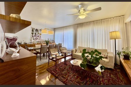 Apartamento à venda com 100m², 2 quartos e 1 vaga