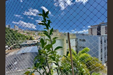 Apartamento à venda com 100m², 2 quartos e 1 vaga