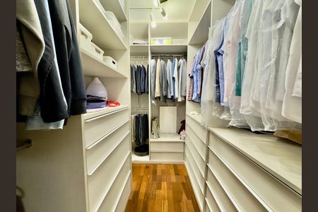 Apartamento à venda com 100m², 2 quartos e 1 vaga