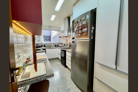 Apartamento à venda com 100m², 2 quartos e 1 vaga