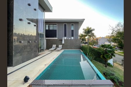Casa de condomínio à venda com 390m², 4 quartos e 2 vagas Casa de condomínio à venda com 390m², 4 quartos e 2 vagasFoto 03