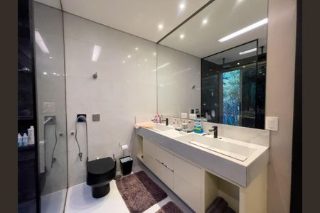 Casa de condomínio à venda com 390m², 4 quartos e 2 vagas Casa de condomínio à venda com 390m², 4 quartos e 2 vagasFoto 50