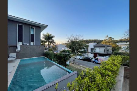 Casa de condomínio à venda com 390m², 4 quartos e 2 vagas Casa de condomínio à venda com 390m², 4 quartos e 2 vagasFoto 04