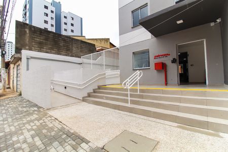 Studio para alugar com 20m², 1 quarto e sem vaga Studio para alugar com 20m², 1 quarto e sem vagaFachada + Placa