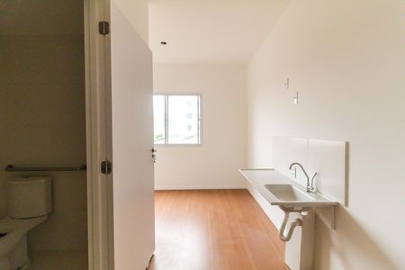 Quarto/Cozinha de kitnet/studio para alugar com 1 quarto, 20m² em Itaquera, São Paulo