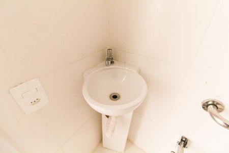 Studio para alugar com 20m², 1 quarto e sem vaga Studio para alugar com 20m², 1 quarto e sem vagaBanheiro