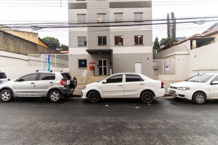 Studio para alugar com 20m², 1 quarto e sem vaga Studio para alugar com 20m², 1 quarto e sem vagaFachada + Placa
