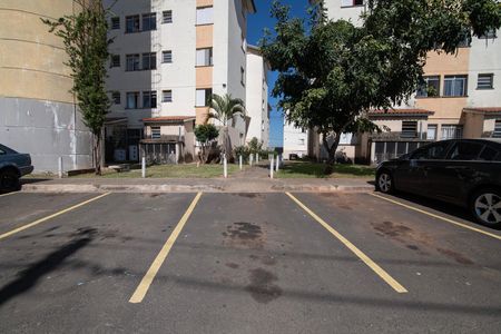 Apartamento para alugar com 48m², 2 quartos e 1 vaga Apartamento para alugar com 48m², 2 quartos e 1 vagaGaragem