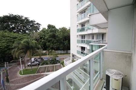 Apartamento à venda com 67m², 2 quartos e 1 vagaVaranda da Suíte 2