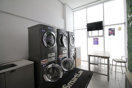 Apartamento à venda com 67m², 2 quartos e 1 vagaÁrea comum 