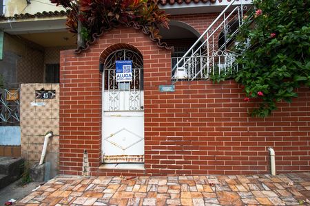 Apartamento para alugar com 100m², 3 quartos e sem vaga Apartamento para alugar com 100m², 3 quartos e sem vagaPlaca