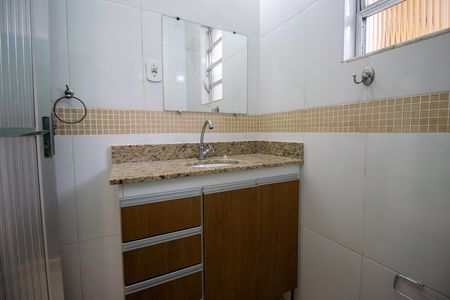 Apartamento para alugar com 100m², 3 quartos e sem vaga Apartamento para alugar com 100m², 3 quartos e sem vagaBanheiro