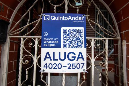 Apartamento para alugar com 100m², 3 quartos e sem vaga Apartamento para alugar com 100m², 3 quartos e sem vagaPlaca