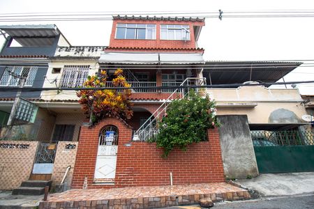 Apartamento para alugar com 100m², 3 quartos e sem vaga Apartamento para alugar com 100m², 3 quartos e sem vagaFachada