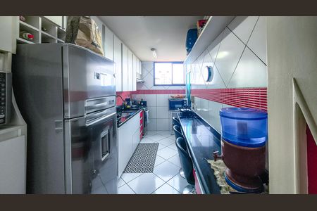 Apartamento à venda com 74m², 2 quartos e 1 vaga Apartamento à venda com 74m², 2 quartos e 1 vagaCozinha e Área de Serviço