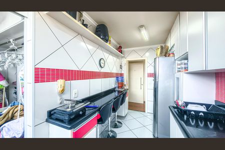 Apartamento à venda com 74m², 2 quartos e 1 vaga Apartamento à venda com 74m², 2 quartos e 1 vagaCozinha e Área de Serviço