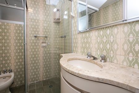 Apartamento para alugar com 74m², 2 quartos e 1 vagaBanheiro da Suíte