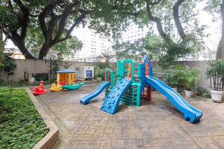 Apartamento para alugar com 74m², 2 quartos e 1 vagaPlayground