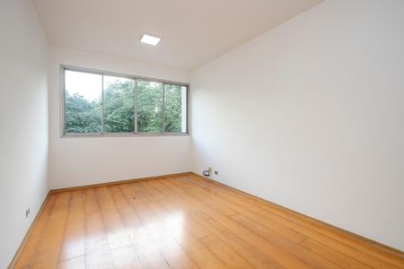 Apartamento para alugar com 74m², 2 quartos e 1 vagaSala