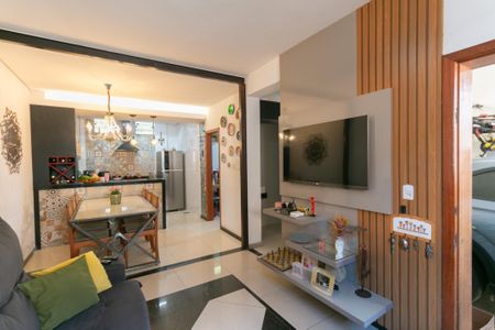 Casa de condomínio à venda com 90m², 4 quartos e 2 vagas