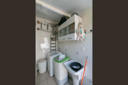 Casa de condomínio à venda com 90m², 4 quartos e 2 vagas