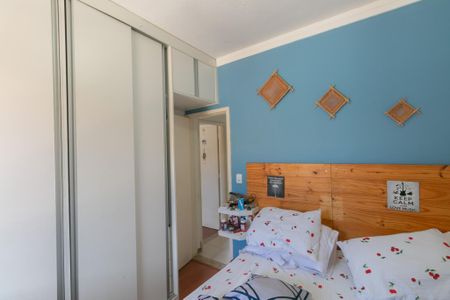 Casa de condomínio à venda com 90m², 4 quartos e 2 vagas
