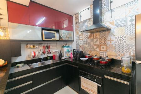 Casa de condomínio à venda com 90m², 4 quartos e 2 vagas