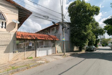 Casa de condomínio à venda com 90m², 4 quartos e 2 vagas
