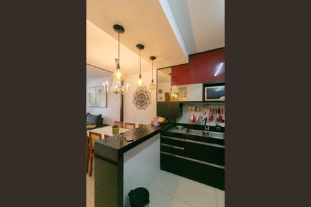 Casa de condomínio à venda com 90m², 4 quartos e 2 vagas