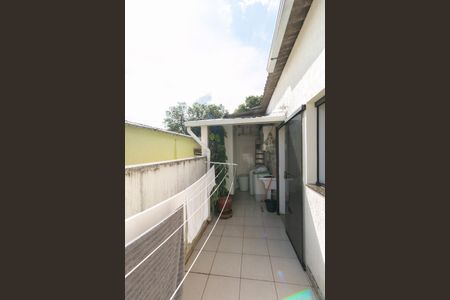 Casa de condomínio à venda com 90m², 4 quartos e 2 vagas