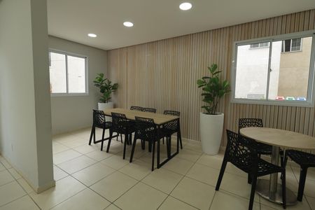 Apartamento à venda com 37m², 2 quartos e sem vagaÁrea comum - Salão de festas