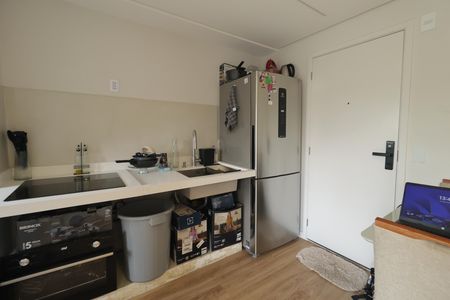 Apartamento à venda com 37m², 2 quartos e sem vagaCozinha e Área de Serviço