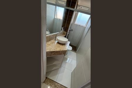 Apartamento para alugar com 42m², 2 quartos e 1 vaga Apartamento para alugar com 42m², 2 quartos e 1 vagaBanheiro