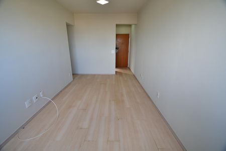Apartamento para alugar com 75m², 3 quartos e 1 vagaSala