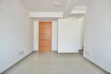 Apartamento para alugar com 130m², 2 quartos e 2 vagas Apartamento para alugar com 130m², 2 quartos e 2 vagasSala