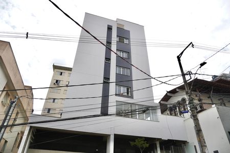 Apartamento para alugar com 130m², 2 quartos e 2 vagas Apartamento para alugar com 130m², 2 quartos e 2 vagasFachada do Prédio