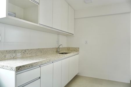 Apartamento para alugar com 130m², 2 quartos e 2 vagas Apartamento para alugar com 130m², 2 quartos e 2 vagasCozinha e Área de Serviço