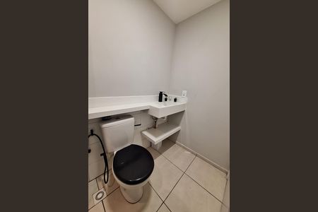 Casa para alugar com 48m², 2 quartos e 1 vaga Casa para alugar com 48m², 2 quartos e 1 vagaBanheiro