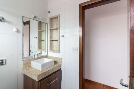 Casa à venda com 125m², 3 quartos e 2 vagas Casa à venda com 125m², 3 quartos e 2 vagasBanheiro Suíte