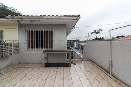 Casa à venda com 125m², 3 quartos e 2 vagas Casa à venda com 125m², 3 quartos e 2 vagasTerraço