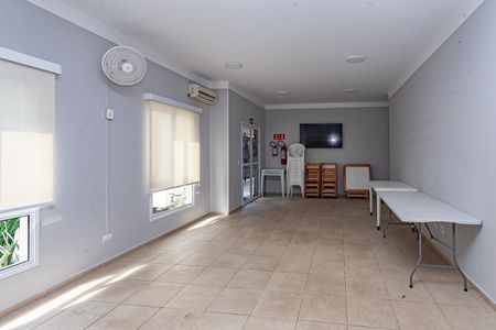 Apartamento para alugar com 62m², 2 quartos e 2 vagas Apartamento para alugar com 62m², 2 quartos e 2 vagasÁrea comum - Salão de festas